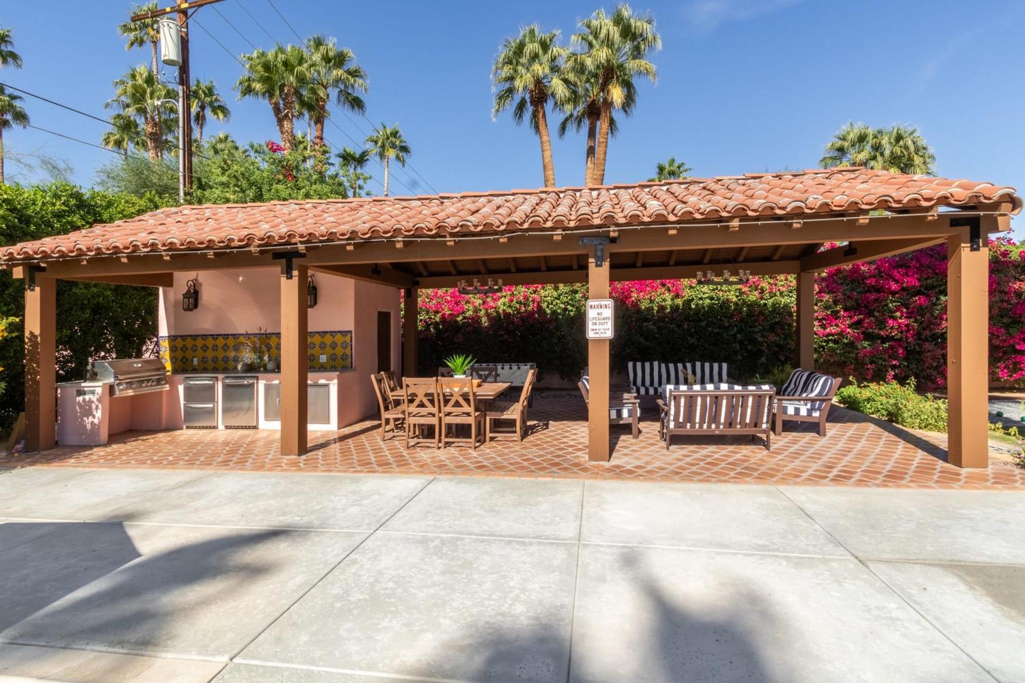 Casa Del Colibri' By Avantstay Luxe Estate W Pickle Ball Court 팜 스프링스 외부 사진